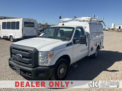 2013 Ford F350 Enclosed Service Truck