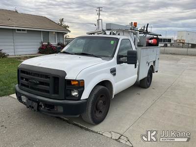2008 Ford F-350 SD Crew Cab Enclosed Service Truck