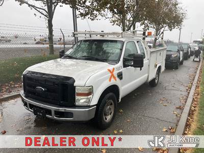 2009 Ford F-350 SD Extended-Cab Service Truck