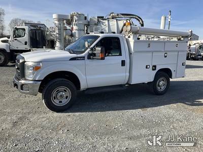 2016 Ford F350 4x4 Service Truck