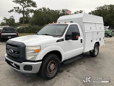 2014 Ford F-350 SD Enclosed Service Truck