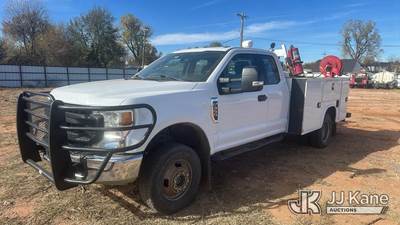 2020 Ford F-350 SD Extended-Cab Mechanics Service Truck