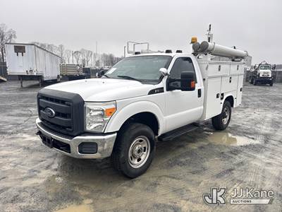 2016 Ford F350 4x4 Service Truck