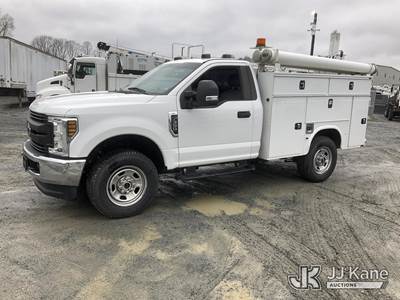 2019 Ford F350 4x4 Service Truck