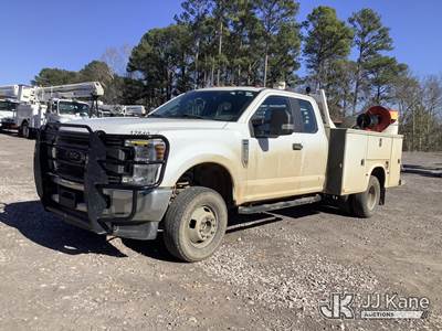 2019 Ford F350 4x4 Mechanics Service Truck