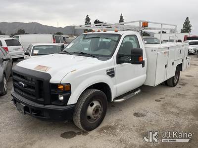 2009 Ford F-350 SD Mechanics Service Truck