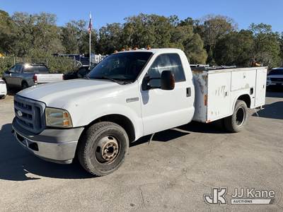 2007 Ford F350 Service Truck