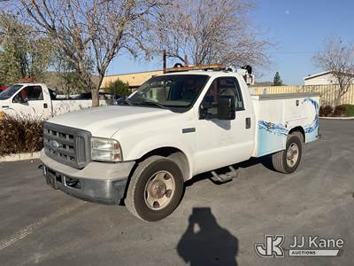 2005 Ford F-350 SD Mechanics Service Truck