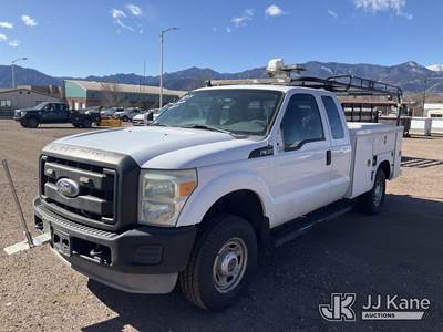 2011 Ford F350 4x4 Extended-Cab Enclosed Service Truck
