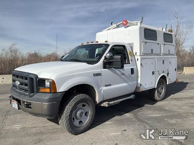 2007 Ford F350 4x4 Enclosed High-Top Service Truck