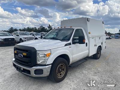 2016 Ford F350 Enclosed Service Truck
