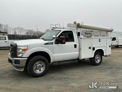 2015 Ford F350 4x4 Service Truck