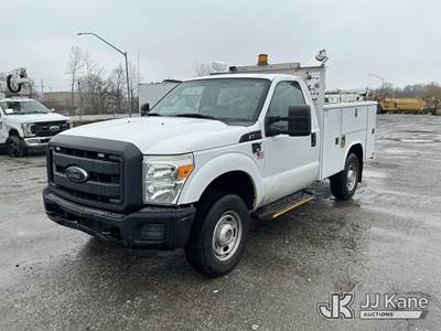 2012 Ford F350 4x4 Service Truck