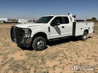 2019 Ford F-350 SD Extended-Cab Mechanics Service Truck
