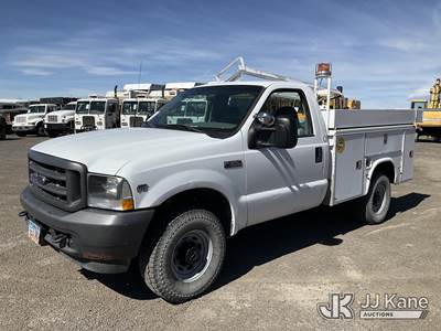 2002 Ford F350 4x4 Service Truck