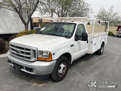 2001 Ford F-350 SD Service Truck