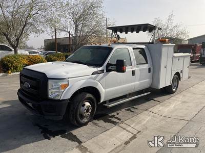 2016 Ford F-350 SD Crew-Cab Service Truck