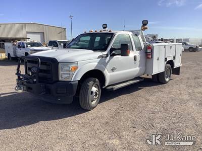 2016 Ford F350 4x4 Extended-Cab Enclosed Service Truck