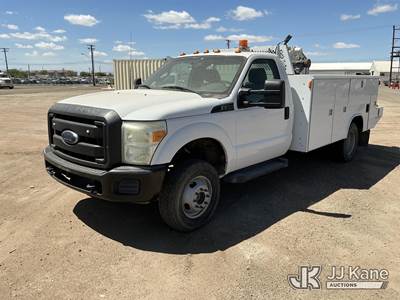 2016 Ford F350 4x4 Mechanics Service Truck