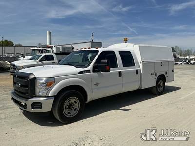 2015 Ford F350 SD Crew-Cab Enclosed Service Truck