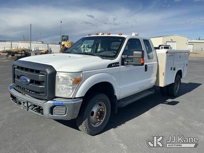 2015 Ford F-350 SD Extended-Cab Service Truck