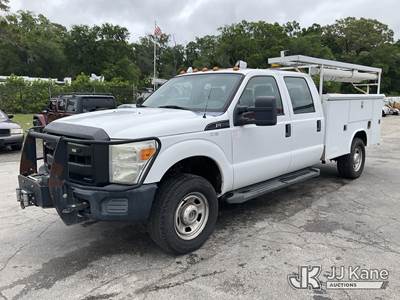 2011 Ford F350 4x4 Crew-Cab Service Truck