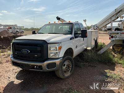 2016 Ford F-350 SD Extended-Cab Mechanics Service Truck