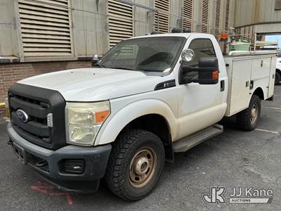 2011 Ford F350 4x4 Service Truck