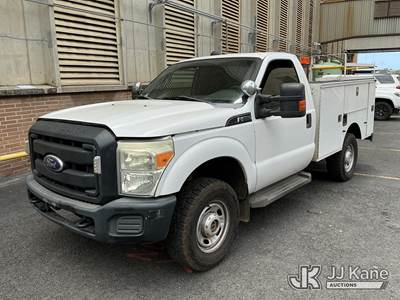 2011 Ford F350 4x4 Service Truck
