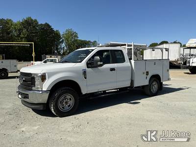 Ford F-350 Mechanic / Service Truck