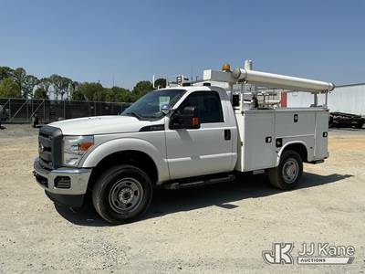 2016 Ford F350 4x4 Service Truck