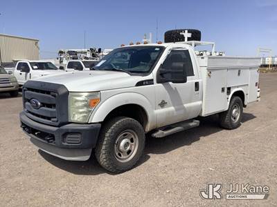 2012 Ford F-350 SD Enclosed Service Truck
