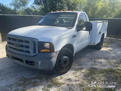 Ford F-350 Mechanic / Service Truck