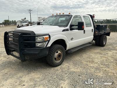 2016 Ford F350 4x4 Crew-Cab Flatbed/Service Truck