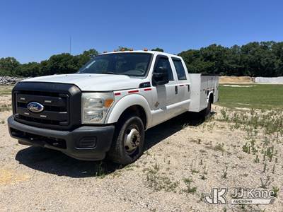 2011 Ford F-350 SD Crew-Cab Service Truck