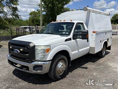 2011 Ford F350 2WD Enclosed Service Truck