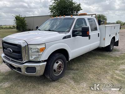 2016 Ford F-350 SD Crew-Cab Service Truck