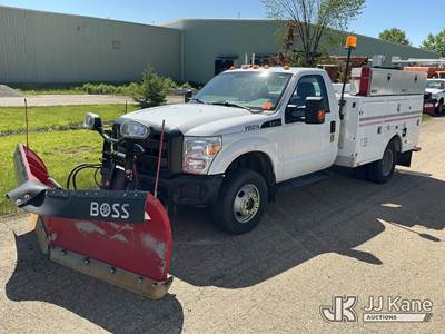 2015 Ford F350 4x4 Enclosed Service Truck