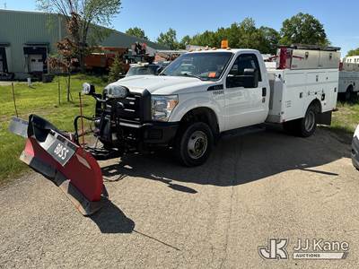 2014 Ford F350 4x4 Enclosed Service Truck