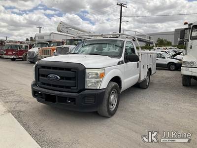 2015 Ford F-350 SD Service Truck