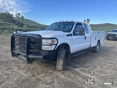 2016 Ford F-350 SD Extended-Cab Service Truck