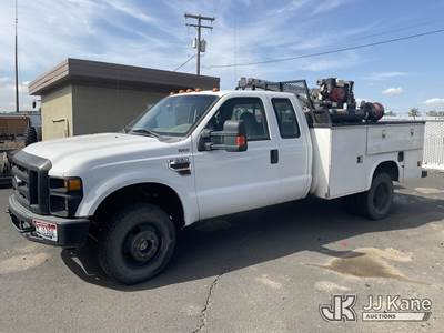 2009 Ford F350 4x4 Extended-Cab Mechanics Service Truck