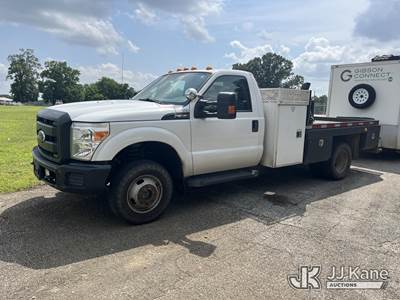 2015 Ford F-350 SD Flatbed/Service Truck