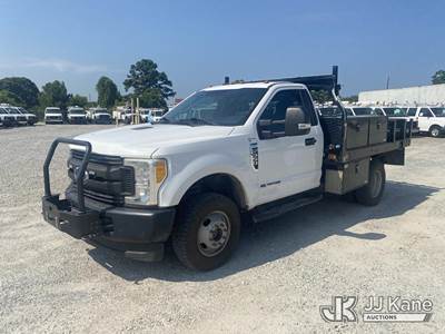 2017 Ford F-350 SD Flatbed/Service Truck