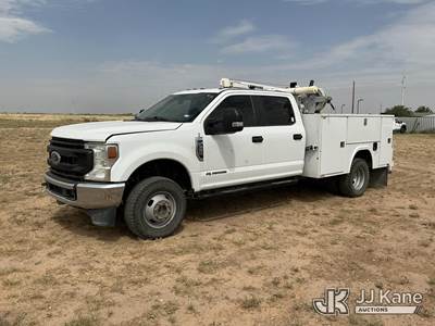 2022 Ford F-350 SD Crew-Cab Utility Truck
