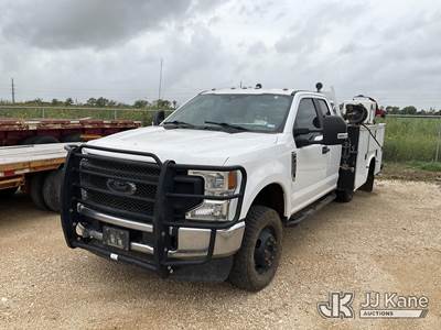 2020 Ford F-350 SD Extended-Cab Mechanics Service Truck