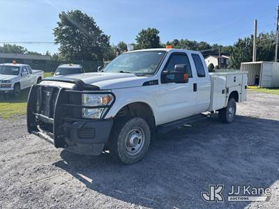2016 Ford F-350 SD 4x4 Extended-Cab Service Truck