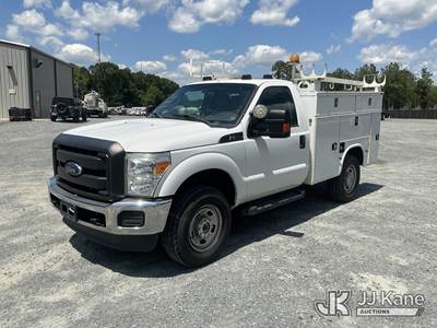 2016 Ford F350 SD 4X4 Service Truck