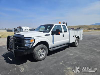 2015 Ford F-350 SD Extended-Cab Service Truck