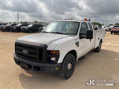 2008 Ford F-350 SD Extended-Cab Service Truck
